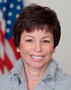 250px-Valerie_Jarrett_official_portrait_small.jpg